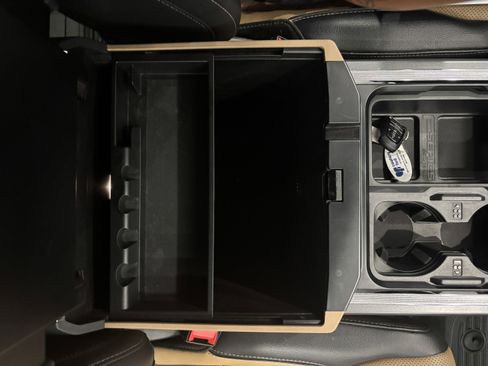 Certified 2024 Ford F350 Lariat image 20