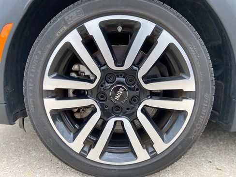 Used 2024 MINI Cooper S w/ Signature Upholstery Package FWD image 9
