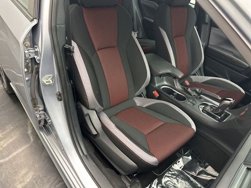 Used 2020 Subaru Impreza 2.0i Sport image 9