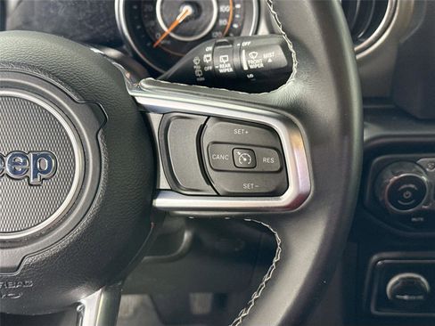 Used 2021 Jeep Wrangler Unlimited Sahara AWD/4WD image 25
