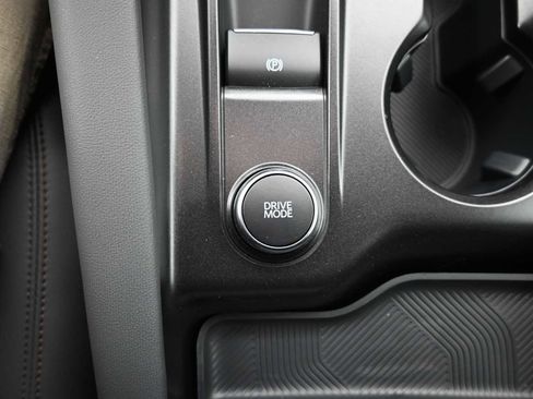 New 2026 Ford Explorer Active image 44