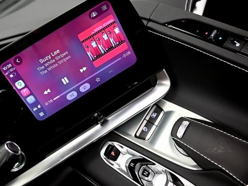 Used 2023 Chevrolet Corvette Stingray Coupe w/ Z51 Performance Package image 20