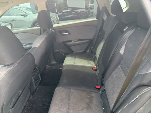 Used 2021 Nissan Rogue SV FWD image 7