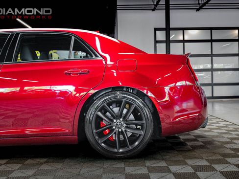Used 2023 Chrysler 300 C RWD image 13