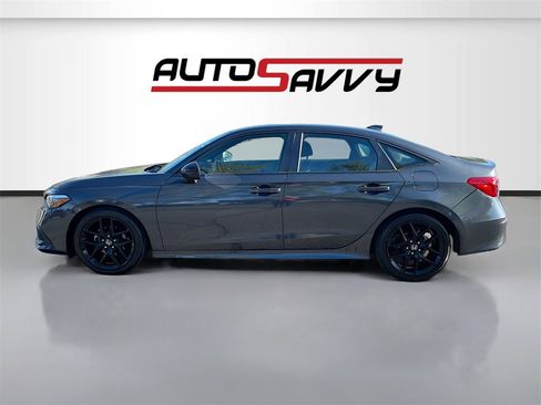 Used 2023 Honda Civic Sport image 4