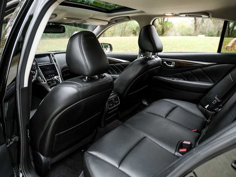 Used 2018 INFINITI Q50 Luxe w/ Essential Package (3.0T Luxe) image 38