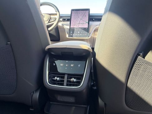 New 2026 Volvo EX90 Plus AWD/4WD image 12
