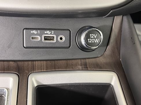 Used 2019 Nissan Murano Platinum image 26