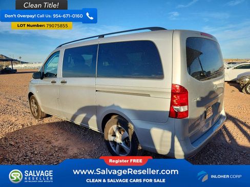 Used 2016 Mercedes-Benz Metris Passenger image 3