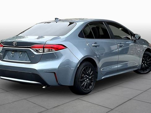 Used 2020 Toyota Corolla LE FWD image 13