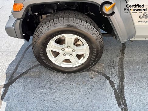 Used 2022 Jeep Wrangler Unlimited Sport AWD/4WD image 15
