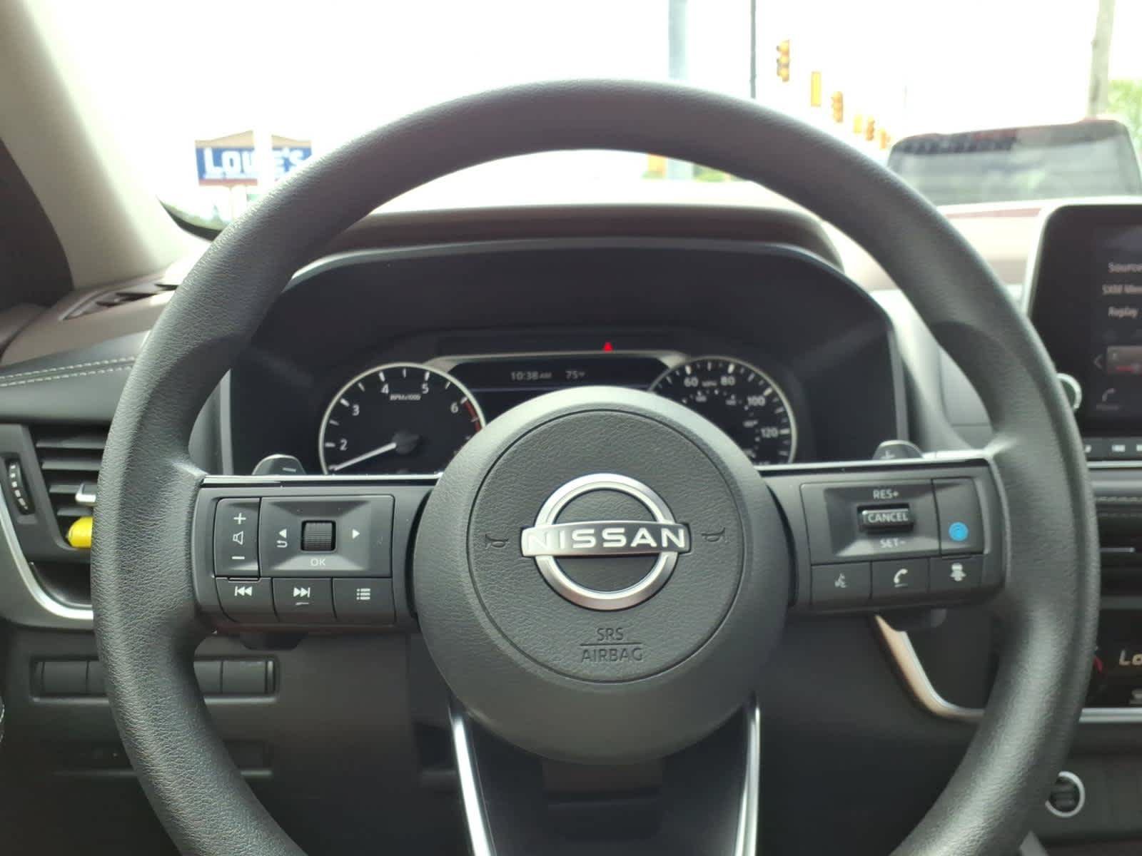 Used 2023 Nissan Rogue SV AWD/4WD image 24