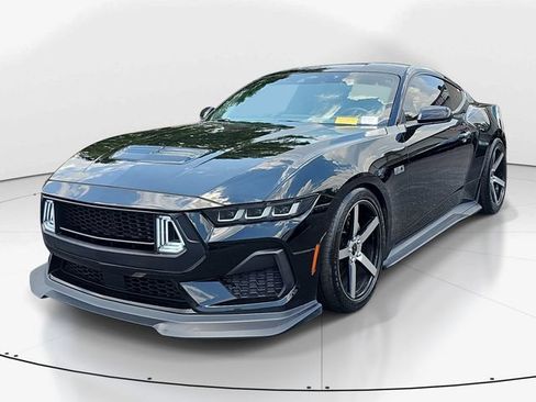 Used 2024 Ford Mustang GT RWD image 9