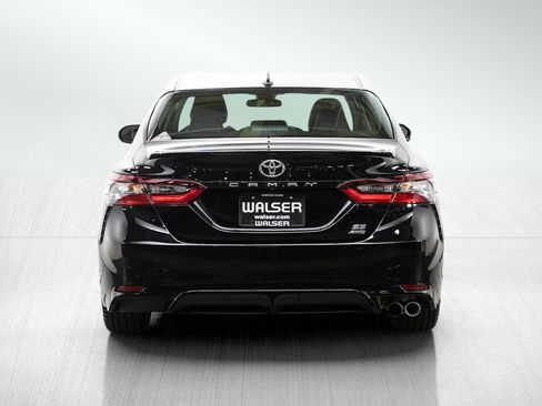 Used 2024 Toyota Camry SE w/ Cold Weather Package AWD/4WD image 4