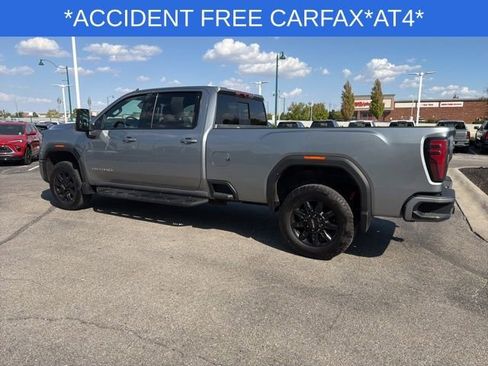 Used 2024 GMC Sierra 2500 AT4 w/ AT4 Preferred Package image 9