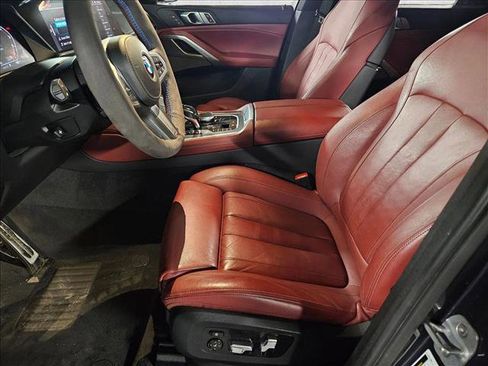 Used 2020 BMW X6 M50i image 17