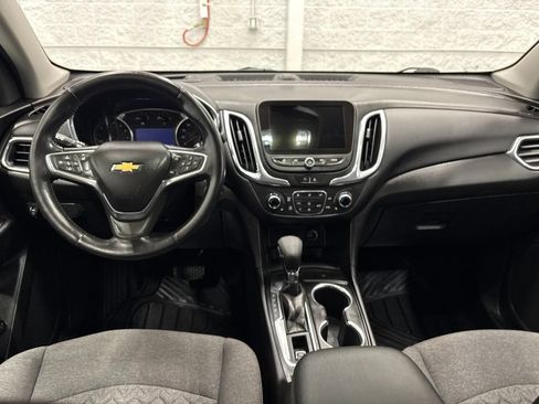 Used 2022 Chevrolet Equinox LT FWD image 11
