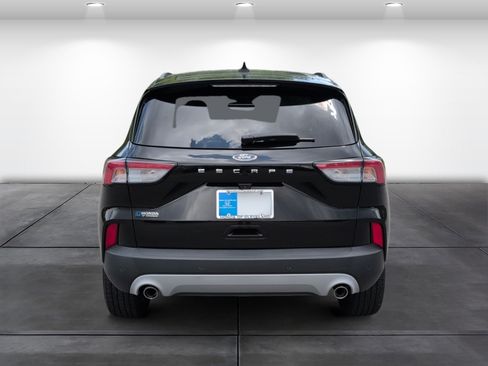 Used 2022 Ford Escape Titanium AWD/4WD image 7