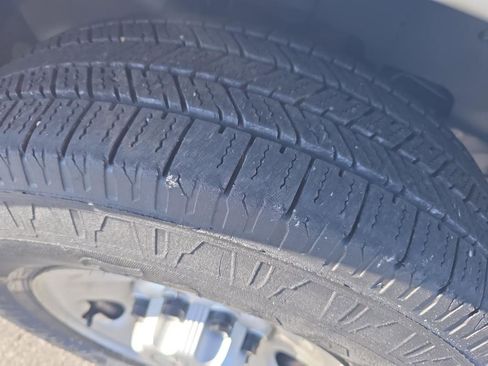 Used 2016 Chevrolet Express 2500 image 29