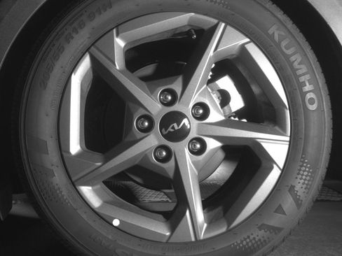 Used 2025 Kia K4 LXS image 14