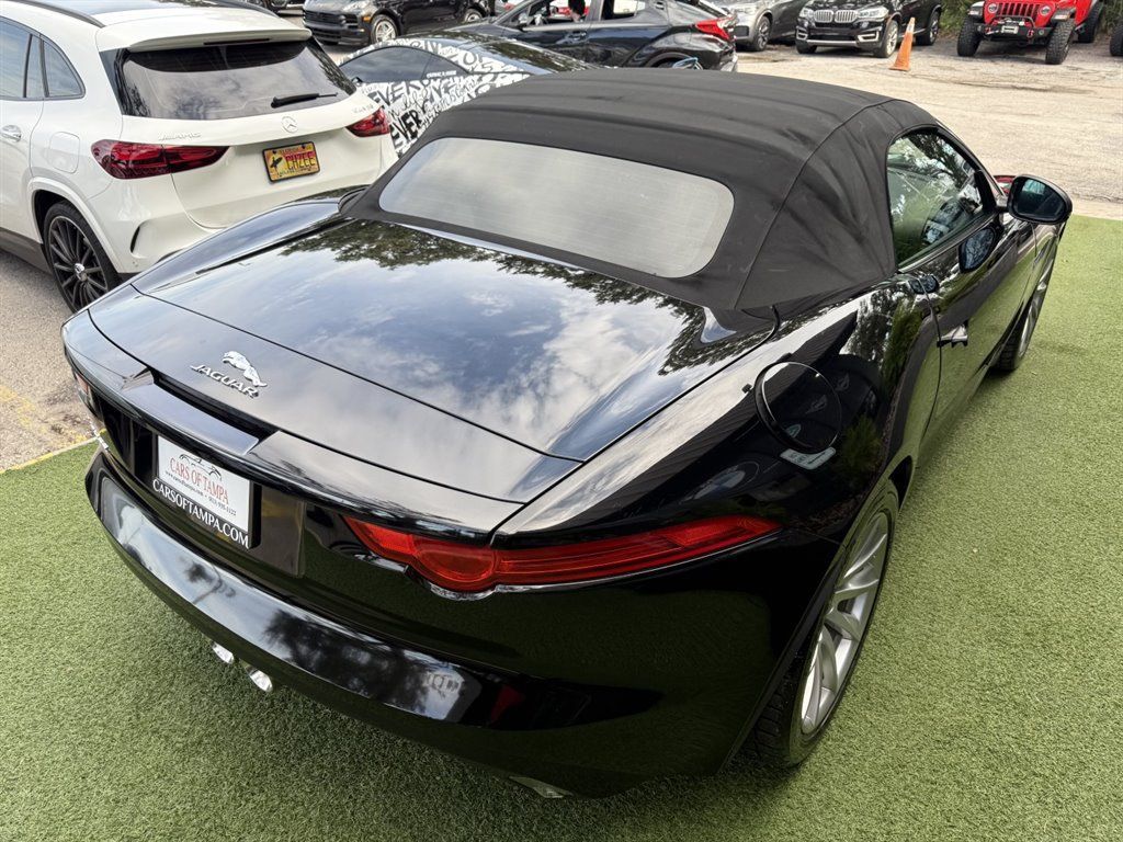 Used 2017 Jaguar F-TYPE Convertible RWD image 12