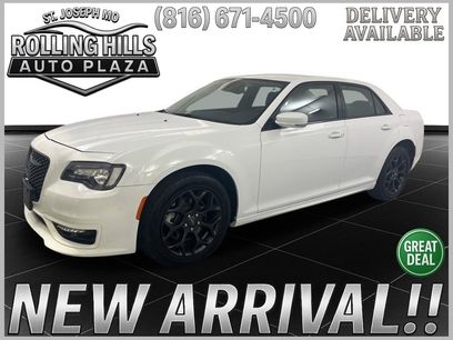 Used 2023 Chrysler 300 Touring L w/ Comfort Group