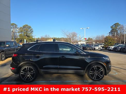 Used 2017 Lincoln MKC Reserve image 4