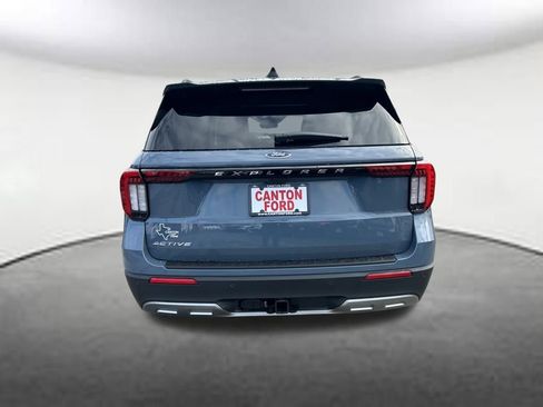 New 2026 Ford Explorer Active w/ Active Comfort Package image 4
