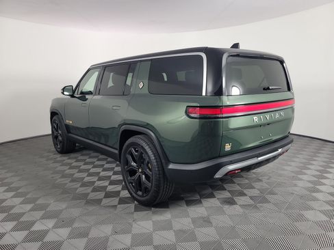 Used 2022 Rivian R1S Launch Edition Quad AWD/4WD image 3