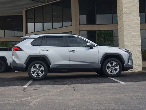 Used 2024 Toyota RAV4 XLE FWD image 2