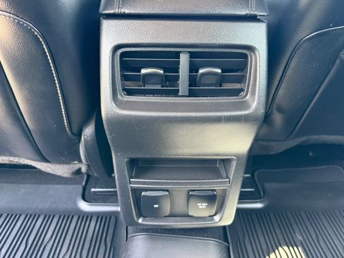 Used 2019 Ford Edge SEL w/ Equipment Group 201A AWD/4WD image 31