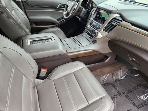 Used 2018 GMC Yukon Denali w/ Open Road Package image 15