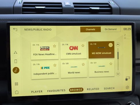 New 2026 Land Rover Defender 130 X-Dynamic SE image 23