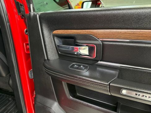 Used 2018 RAM 2500 Laramie w/ Convenience Group image 71