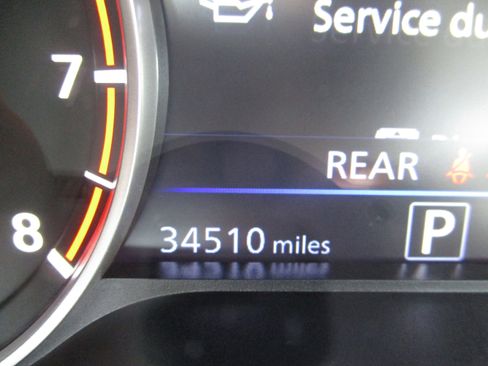 Used 2023 Nissan Altima 2.5 SL FWD image 12