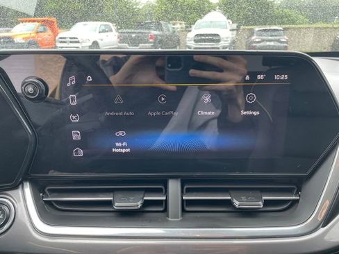 Used 2024 Chevrolet Trax ACTIV w/ Driver Confidence Package image 34