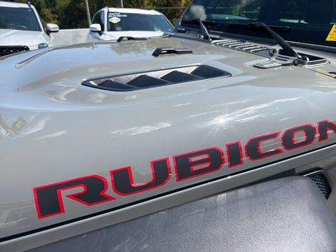 Used 2019 Jeep Wrangler Unlimited Rubicon AWD/4WD image 9