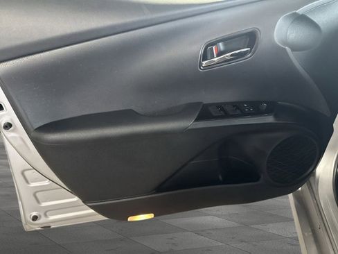 Used 2021 Toyota Prius XLE image 22