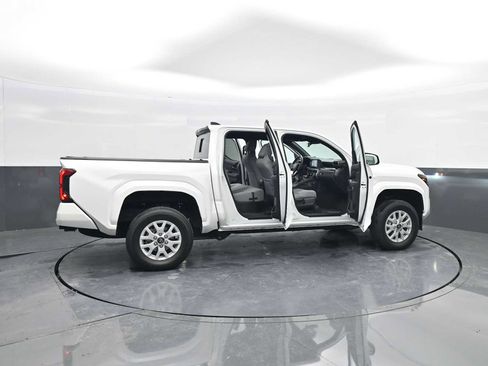 Used 2024 Toyota Tacoma SR5 image 44
