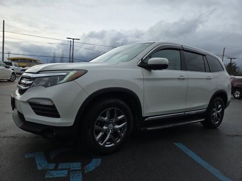 Used 2017 Honda Pilot EX-L image 3