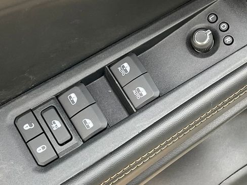 New 2026 Jeep Cherokee Limited image 14