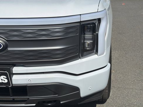New 2025 Ford F150 Lightning Lariat AWD/4WD image 14