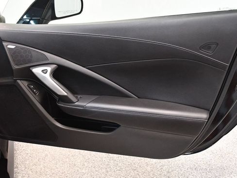 Used 2019 Chevrolet Corvette Z06 RWD image 24