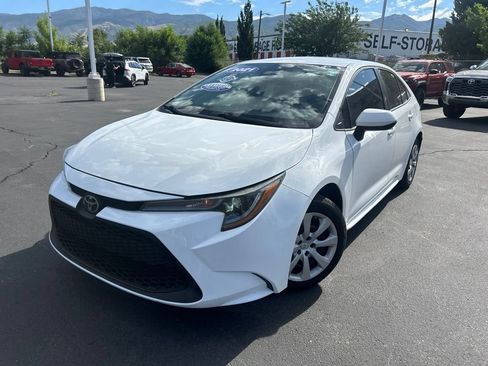 Used 2021 Toyota Corolla LE w/ Carpet Mat Package (TMS) FWD image 13