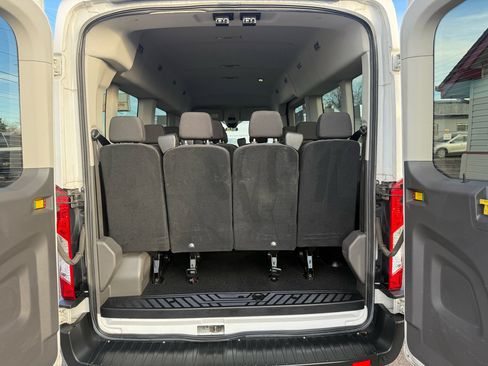Used 2023 Ford Transit 350 XL image 29