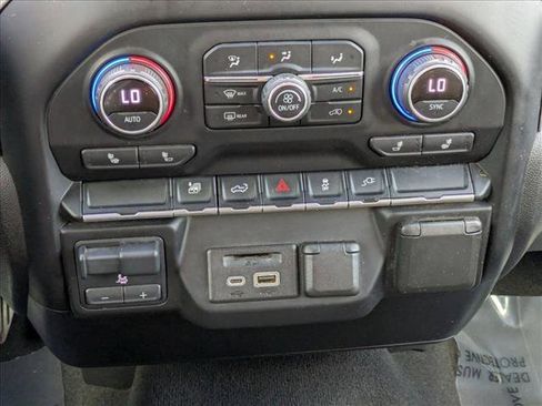 Used 2020 Chevrolet Silverado 2500 LTZ image 12