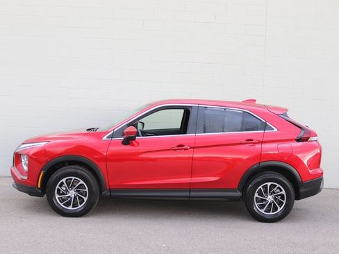 Used 2025 Mitsubishi Eclipse Cross ES image 2