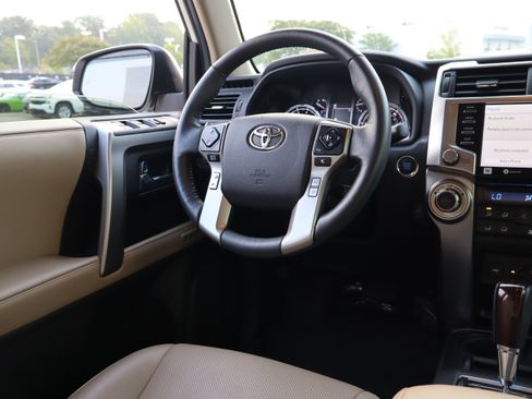 Used 2023 Toyota 4Runner Limited AWD/4WD image 14