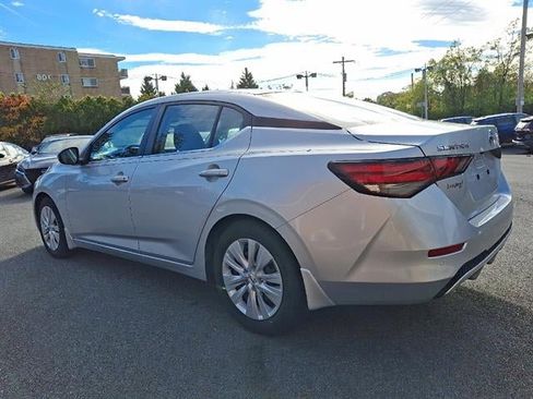Used 2021 Nissan Sentra S image 34