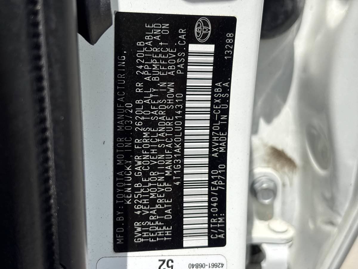 Used 2020 Toyota Camry SE w/ Carpet Mat Package FWD image 29